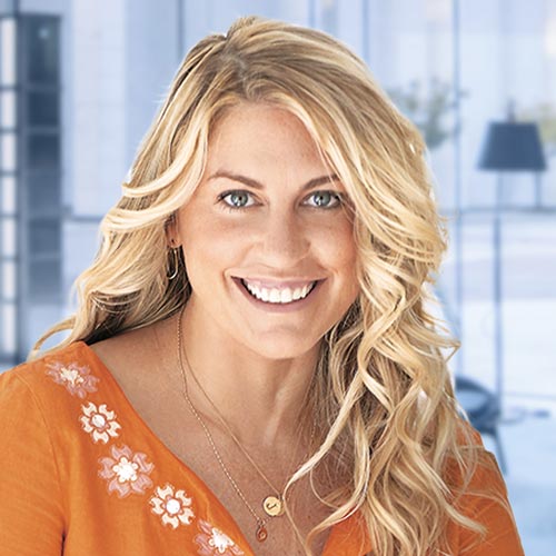 Julie Bio photo